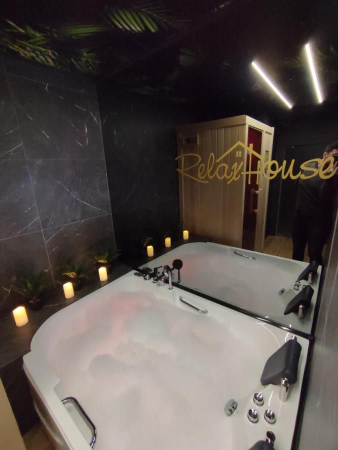 Relax House Ns